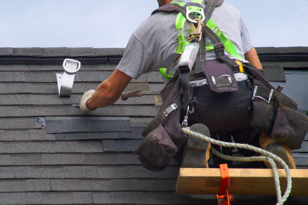 Best Emergency Roof Repair  in Coralville, IA